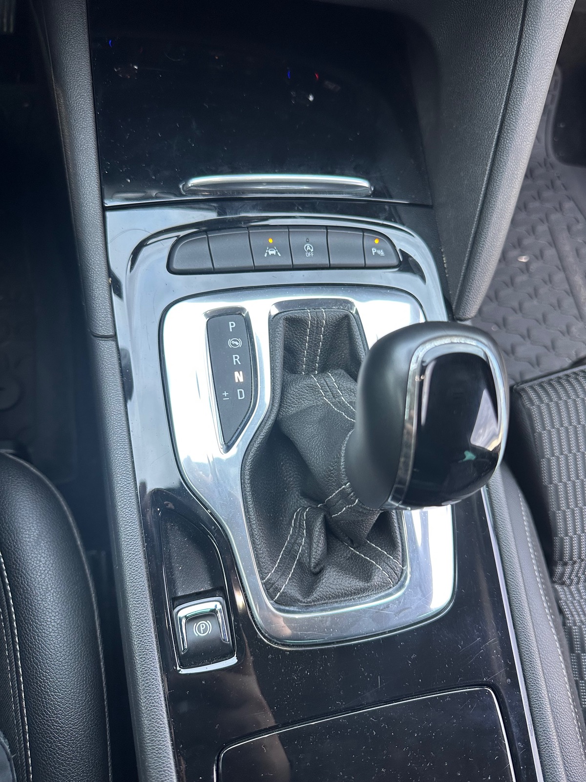 Opel Insignia 1.5d 122cv bva 1ère main 2021 