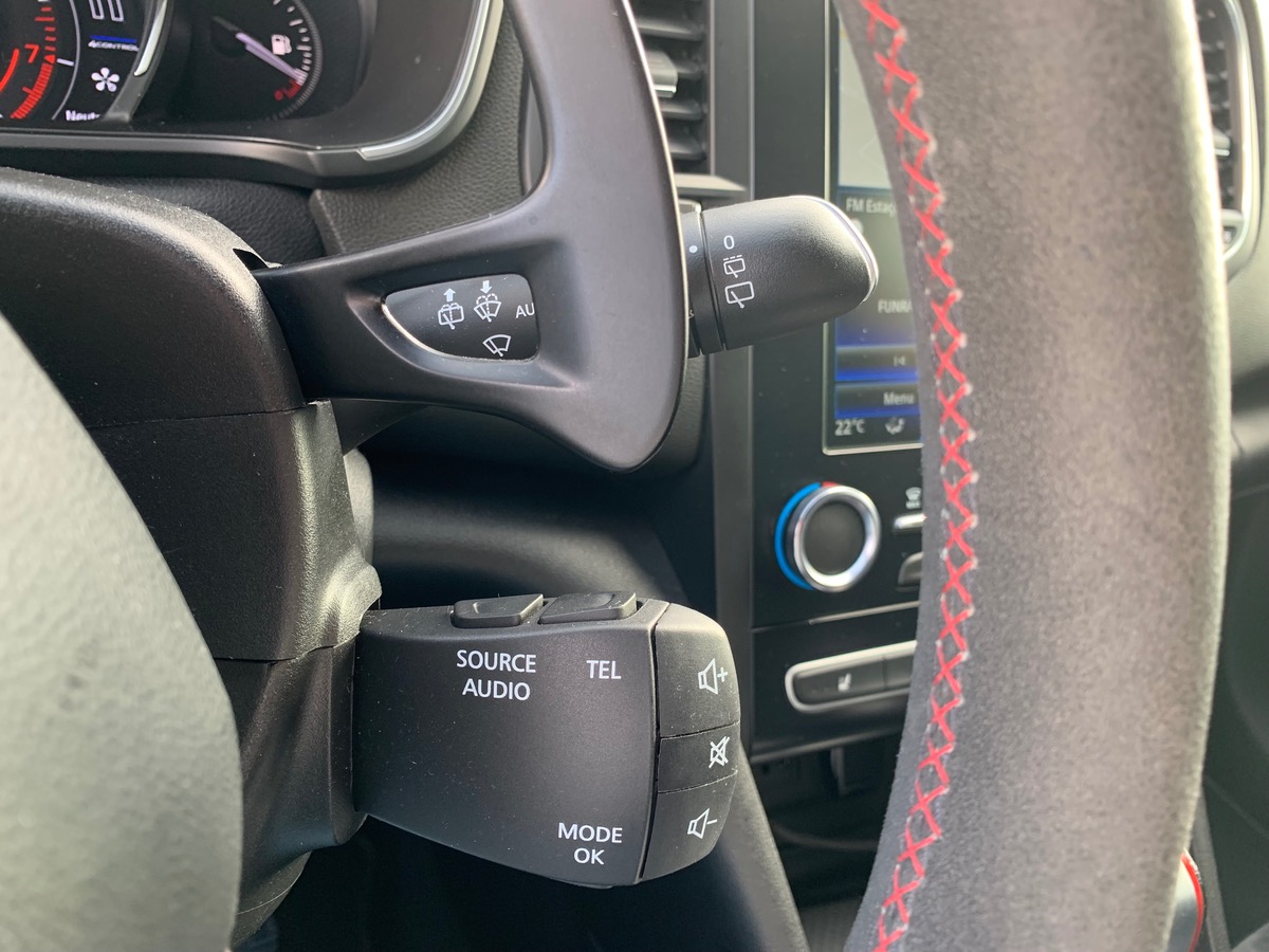 RENAULT Megane 280 ch | RS | JA 19" Interlagos diamantées | Affichage tête haute | GPS