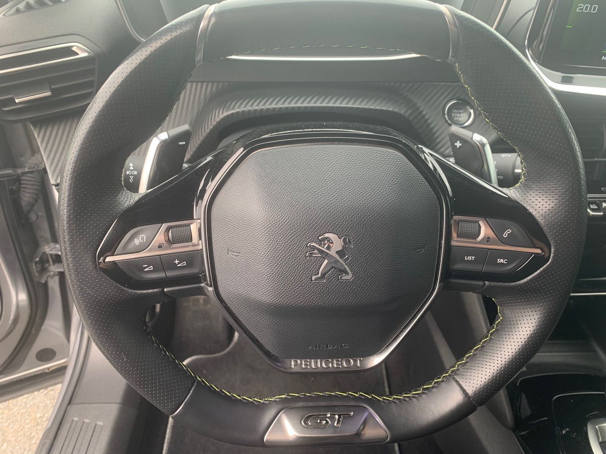 Peugeot 2008 GT | Caméra de recul | Phares avant LED | Reconnaissance panneaux de signalisation
