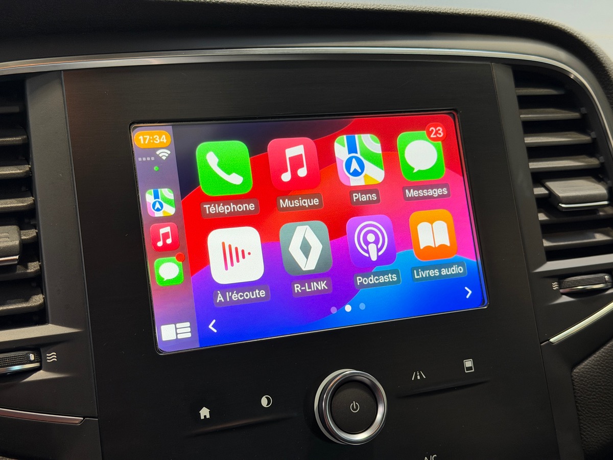 RENAULT Megane IV Blue DCI 115 cv EDC Business