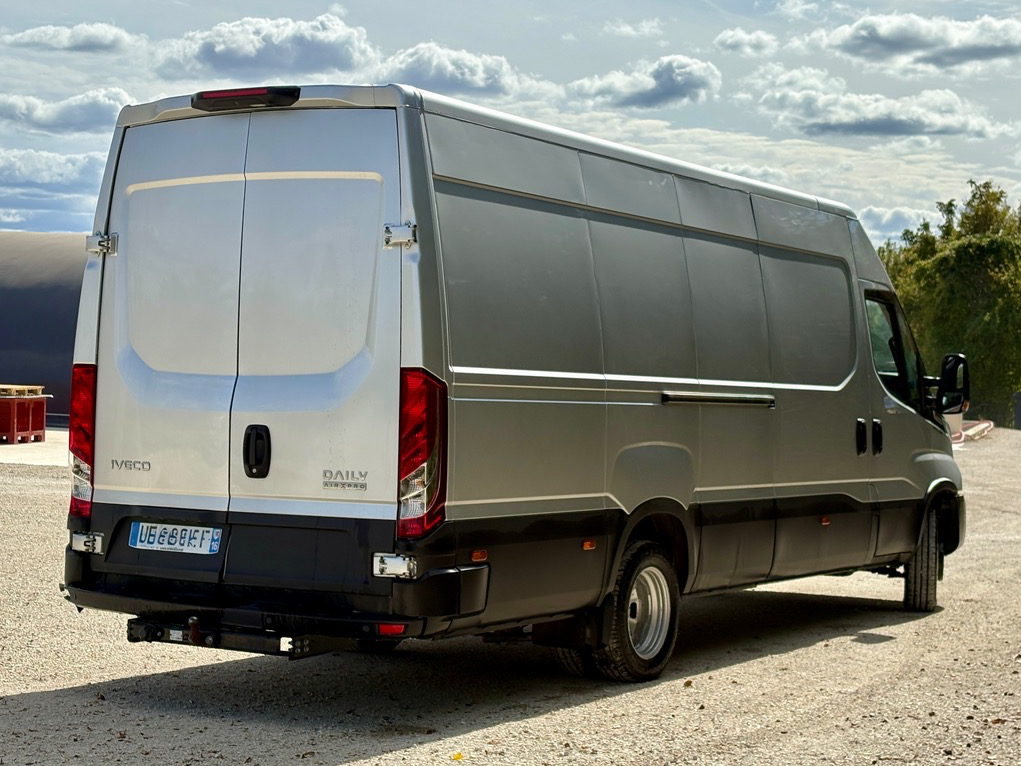 Iveco Daily 35 - 210 CH HI-MATIC -  TVA RECUPERABLE - FULL OPTION