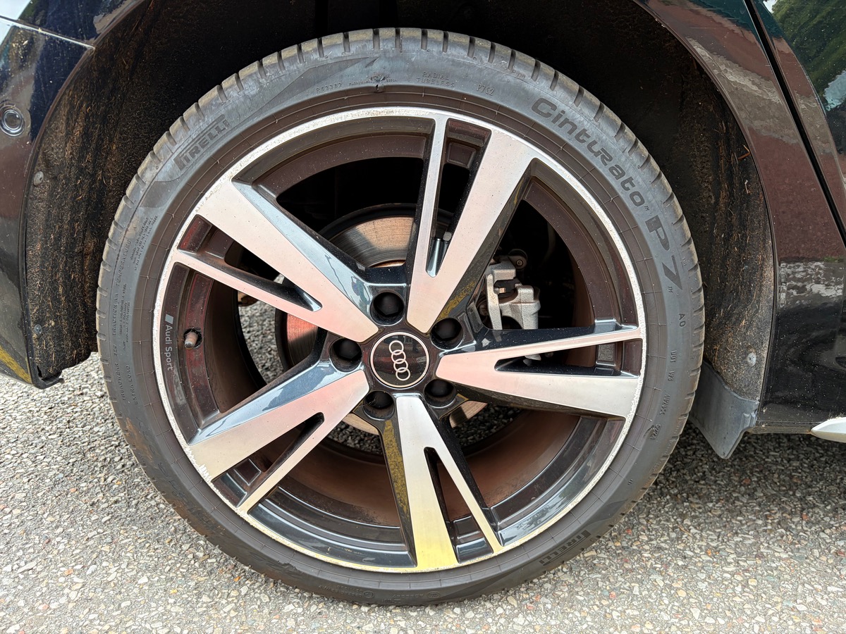 Audi A3 DESIGN LUXE Sportback 40 1.4 TFSIe 16V 204 Plug in Hybrid S Tronic6 150 cv Boîte auto