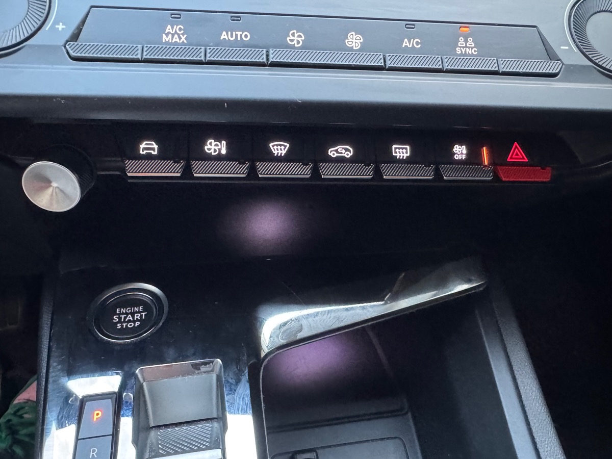 Peugeot 308 SW 130 ch | Active Pack | Capteur de pluie | Phares LED | Radar stationnement arriére