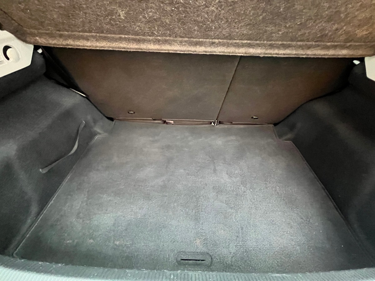 Peugeot 207 5 portes 1.6 HDi 90 CH