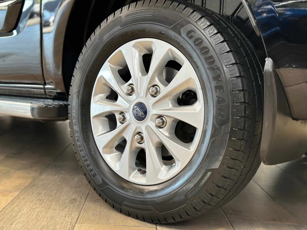 Ford Custom (2) 2.0 Ecoblue 170 Limited 6 Places L1H1 300 BVA6 d
