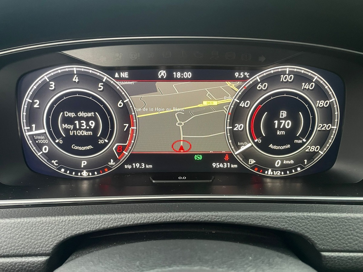 Volkswagen Golf 7.5 GTI PERFORMANCE 2.0 TSI 245  DSG7 5P