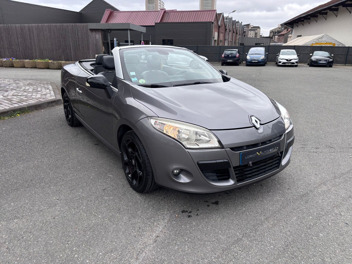 RENAULT Megane III CC 1.5 dCi 110 Dynamique - Révisé - Garantie