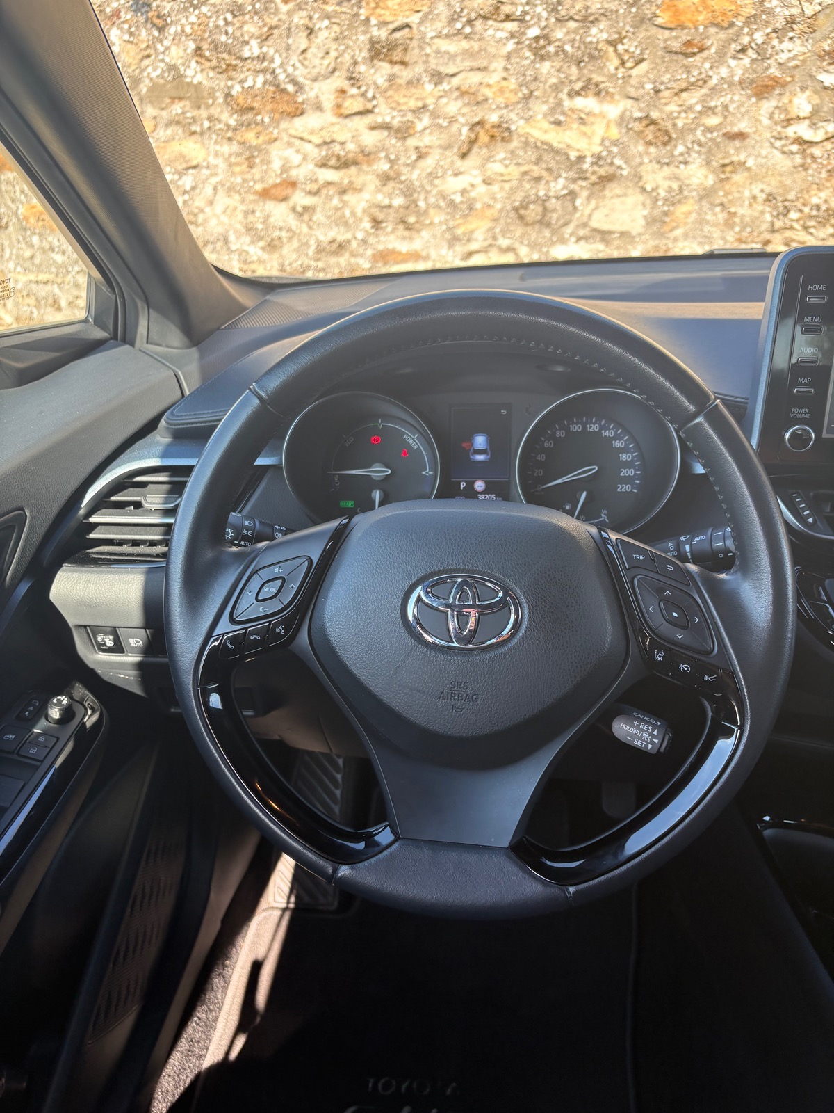 Toyota C-HR 2.0 184h GRAPHIC