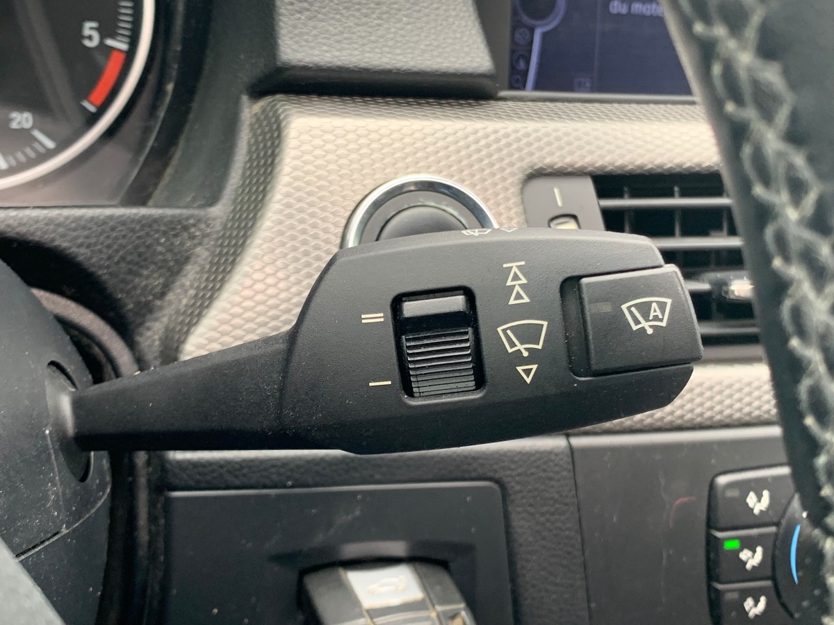 Bmw Série 3 177 ch | luxe | Toit ouvrant électrique | Cuir | Radar de recul | Régulateur de vitesse