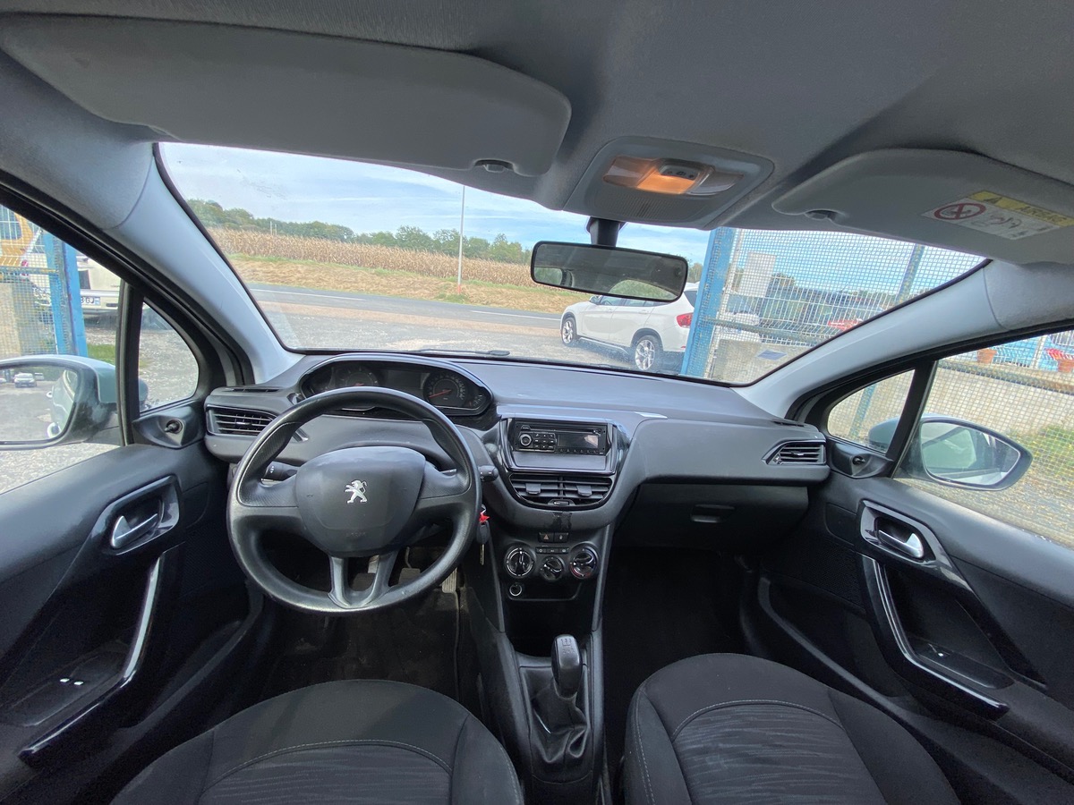 Peugeot 208 1.6 e-hdi 92cv 137015km d’origine