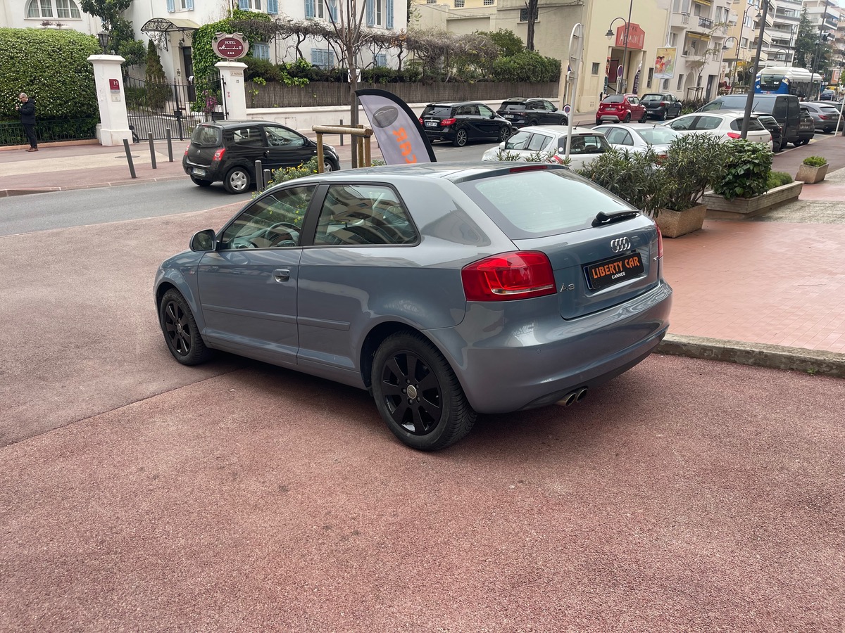 Audi A3 1.4 TFSI 125 cv S TRONIC / Boite Auto / S Line / Jantes Noires
