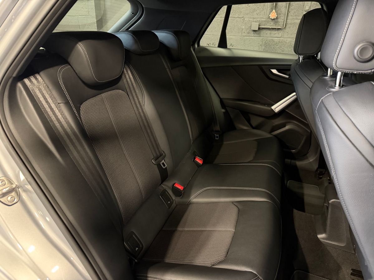 Audi Q2 35 tdi S Line Quattro Cock Pit / Caméra de Recul / Suivi Audi