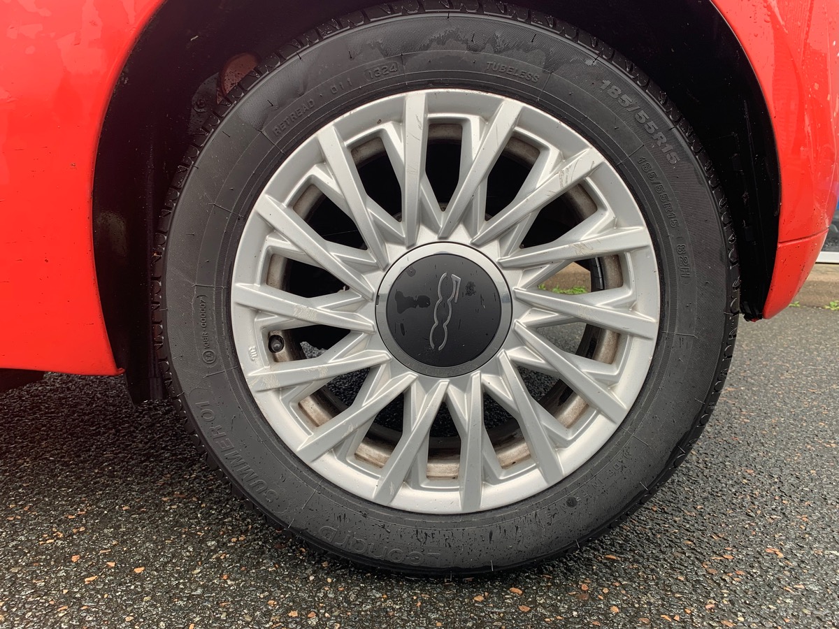 Fiat 500 85 ch | LOUNGE | Uconnect Radio 5" NAV LIVE | Radar de stationnement AR | Toit panoramique