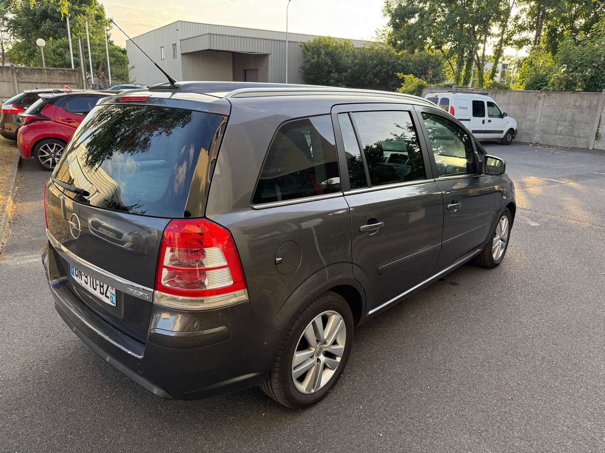 Opel Zafira 1.7 CDTI 125 CV cosmo 7 place 4XCBLeut