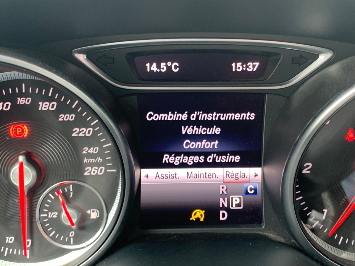 Mercedes-Benz CLA Shooting Brake 136 ch | Business Edition | Caméra de recul | Coffre électrique