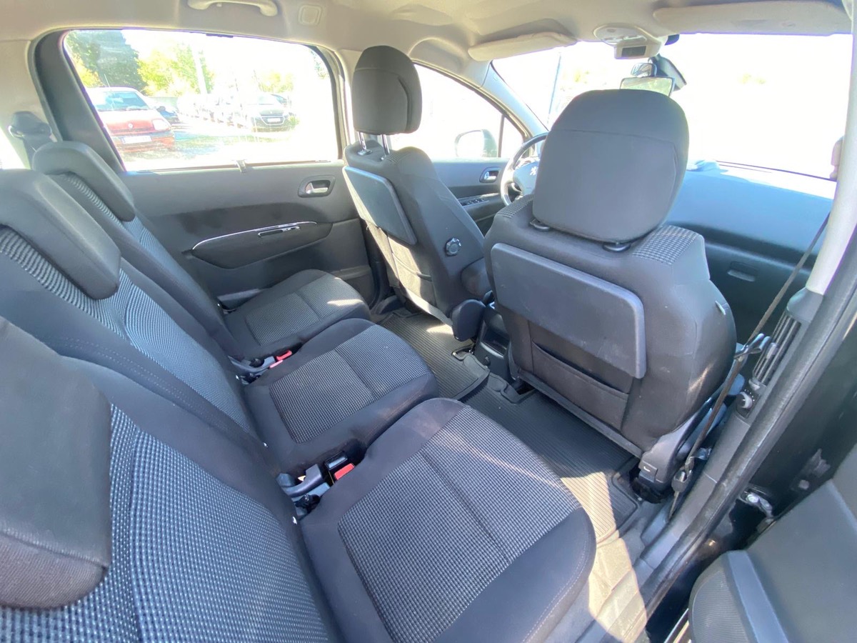 Peugeot 5008 1.6 hdi 112cv 7 places