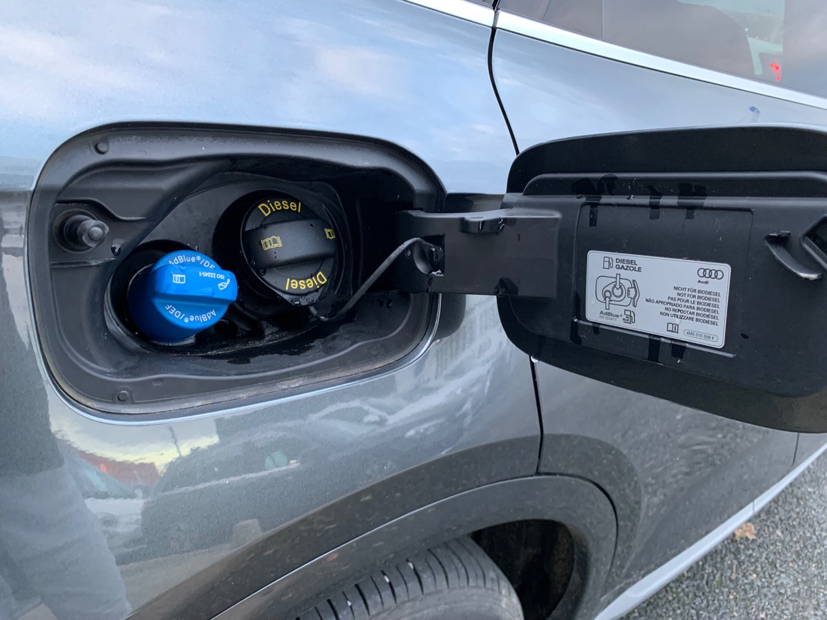 Audi Q5 190 ch | S-line | Virtual Cockpit | Caméra de recul | Coffre électrique | Attelage