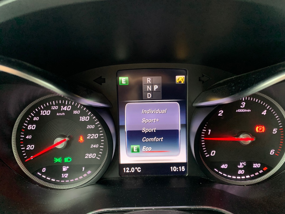 Mercedes-Benz GLC Coupé 204 | 250 4MATIC | Toit Panoramique | Caméra Recul | Attelage électrique