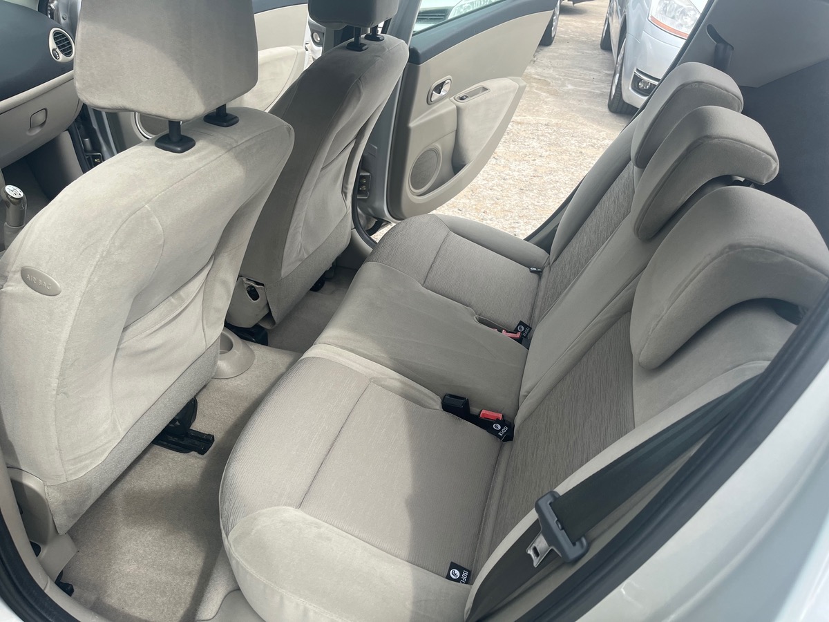 RENAULT Clio 1.5 dci