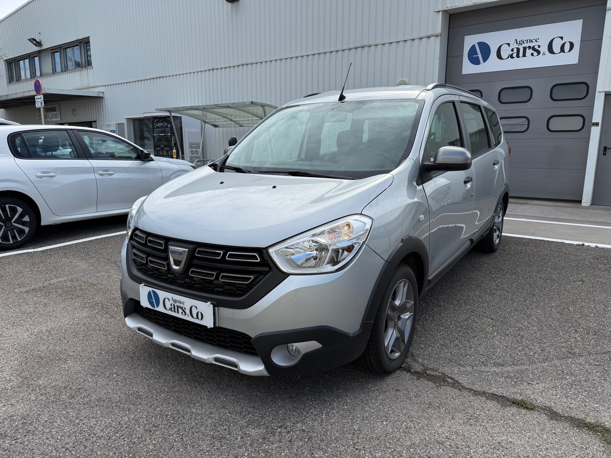 Dacia Lodgy 1.3 TCe FAP 130 cv Stepway, 5 places, Suivi Complet