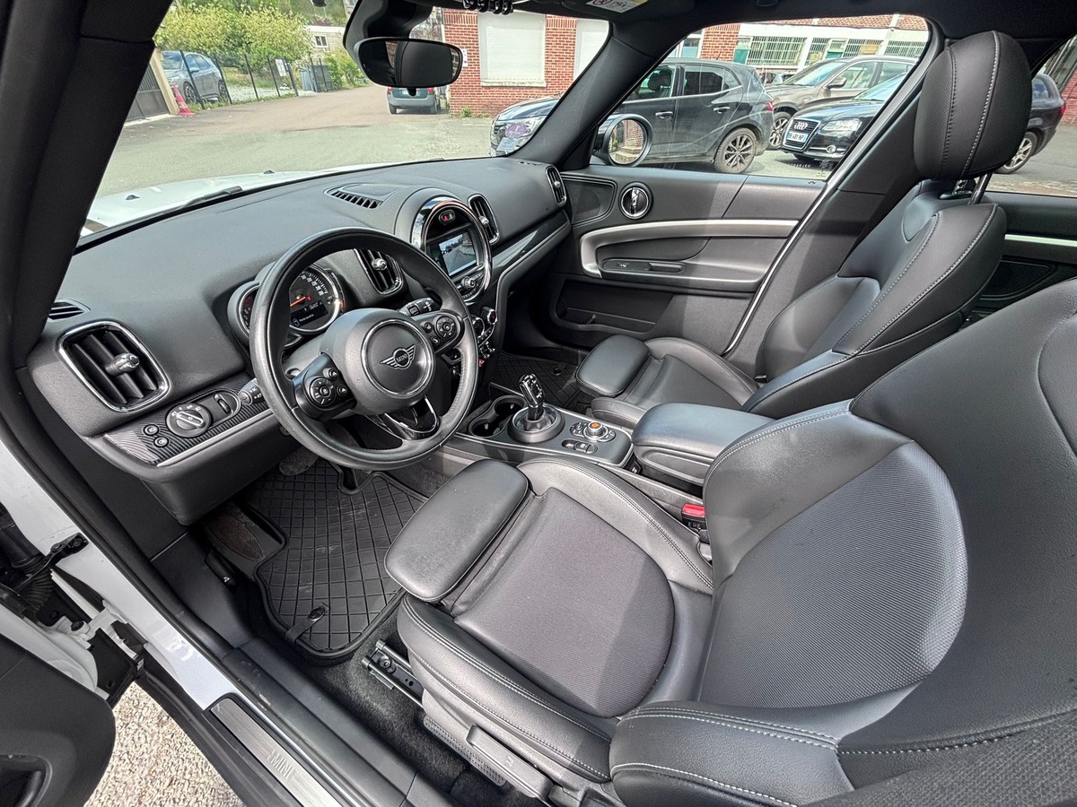 Mini Countryman Cooper 136ch Longstone BVA7 - Entretien MINI