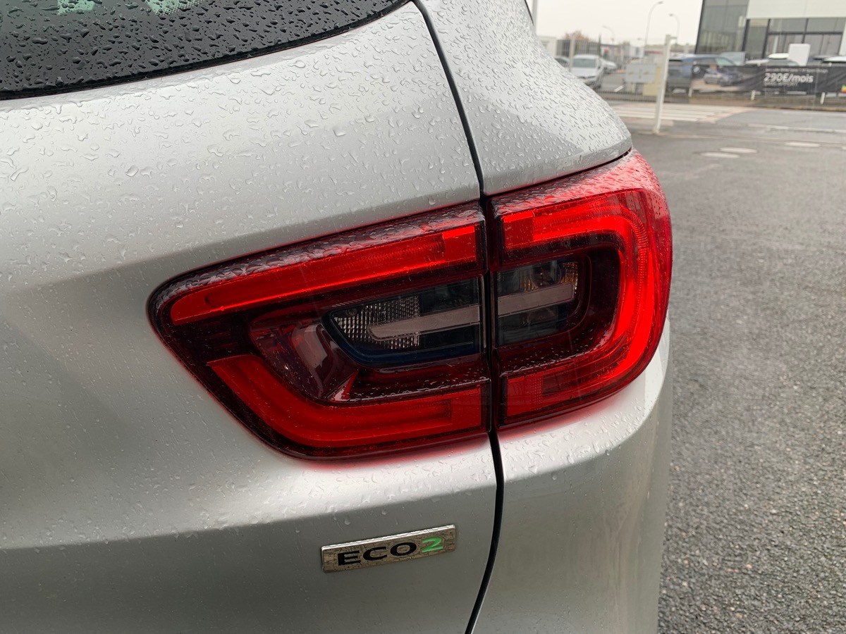 RENAULT Kadjar 110 ch | Business | Crochet d'attelage | Régulateur de vitesse | Radar avant arriére