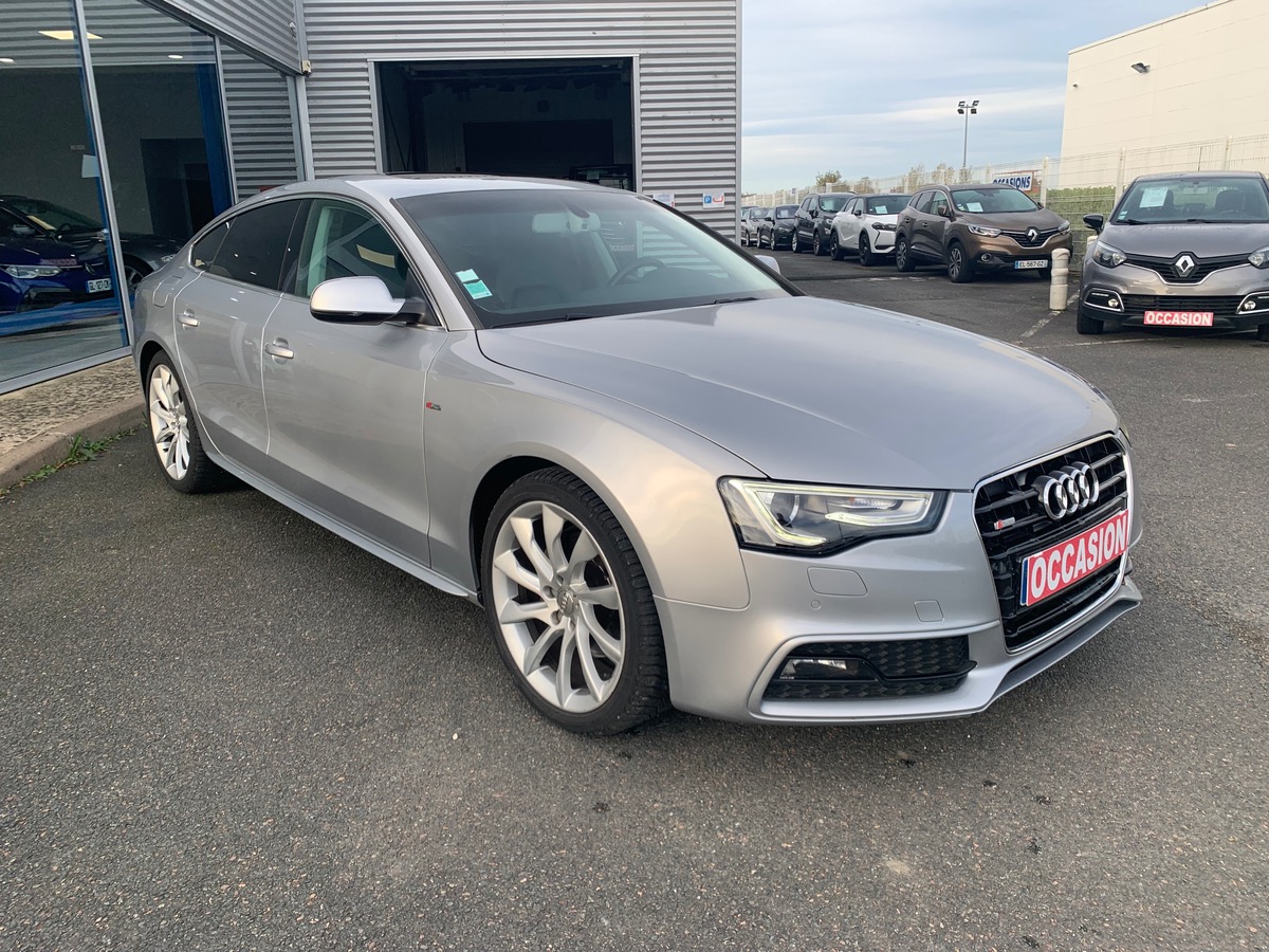 Audi A5 204 ch | S-LINE | Caméra de Recul | Intérieur Cuir | Toit Vitré | Régulateur de Vitesse