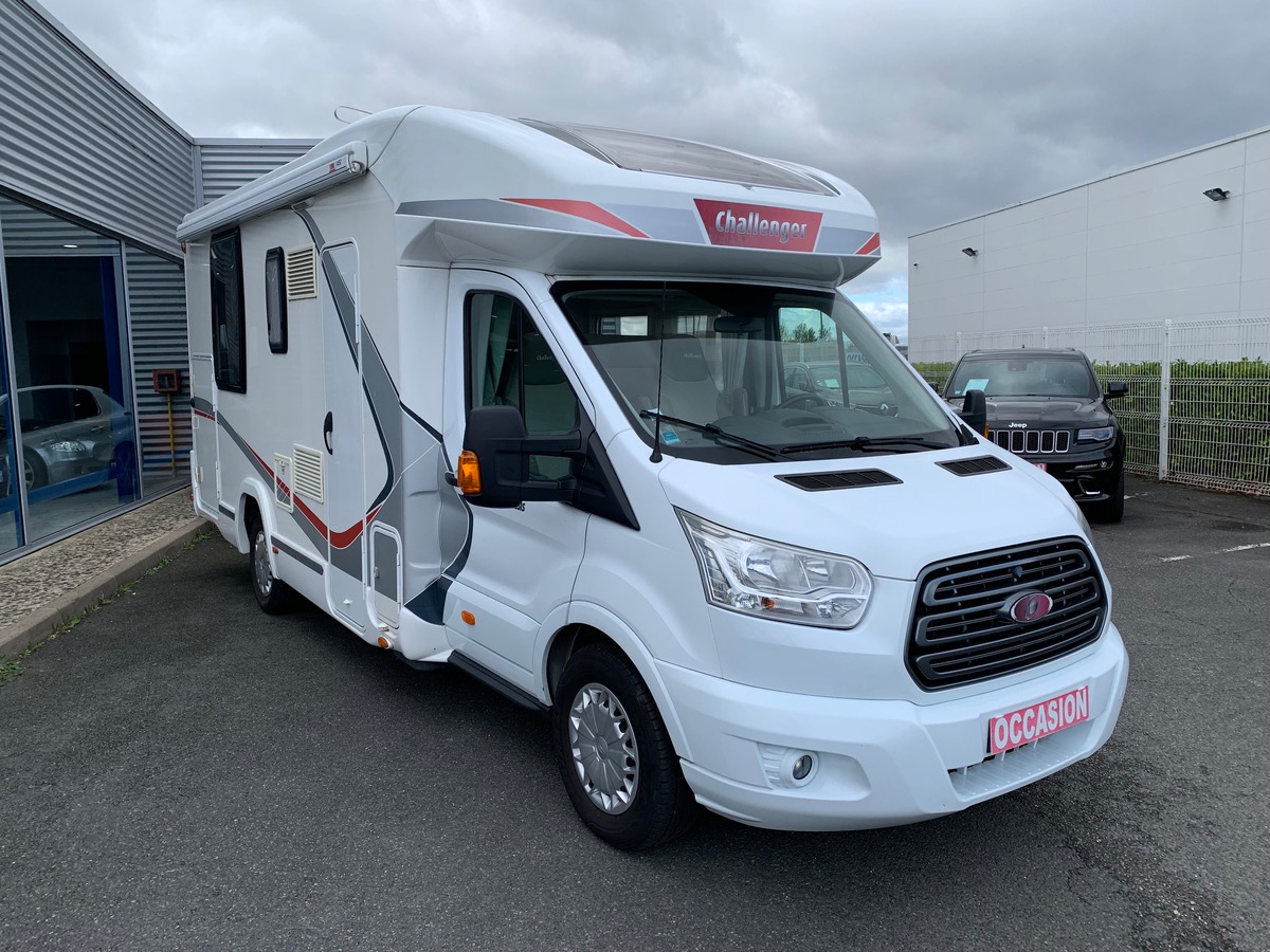 Ford Challenger 155 ch | 2,2 litres | GENESIS 288 EB Profilé | 3 Couchages | Caméra de recul