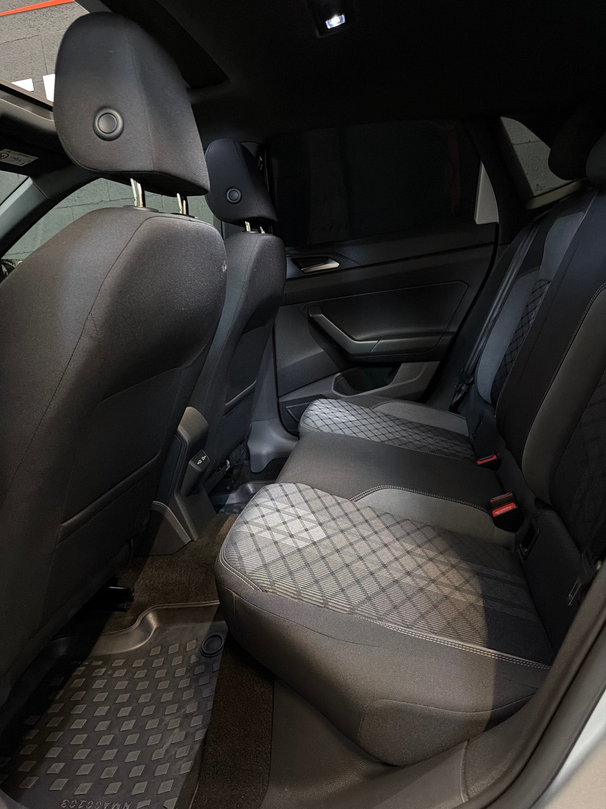 Volkswagen Polo 1.0 TSI 116ch S&S DSG7 R-Line