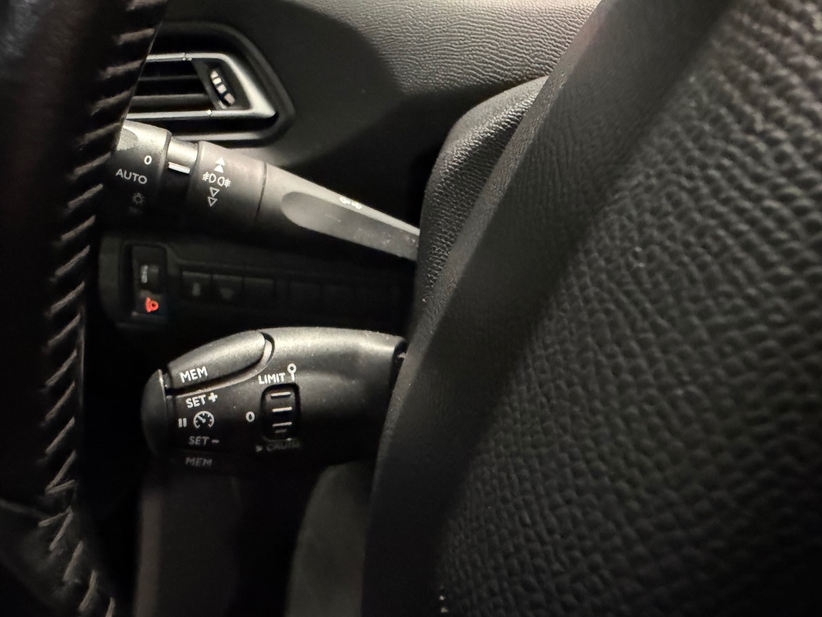 Peugeot 308 1.6 hdi 120ch Active Business