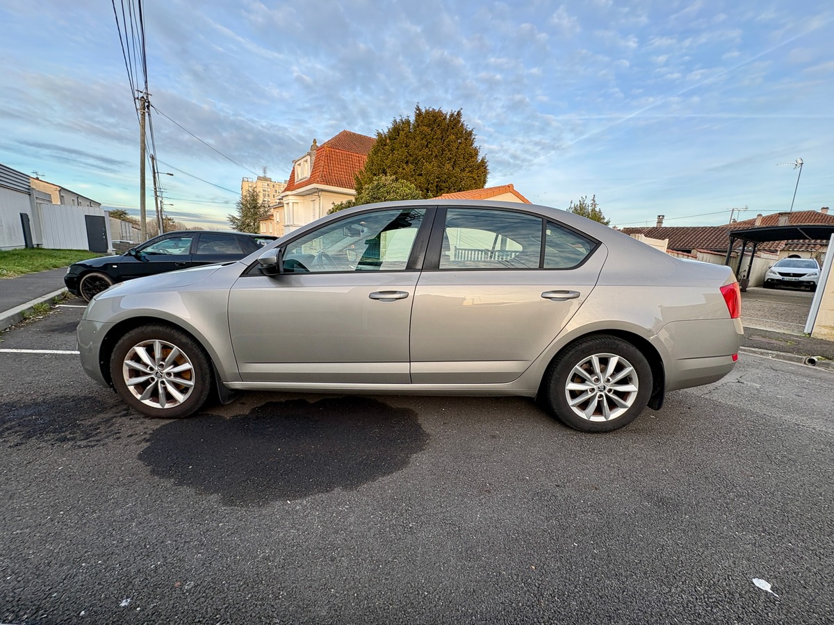 Skoda Octavia 1.2 TSI 105CV - AMBIENTE