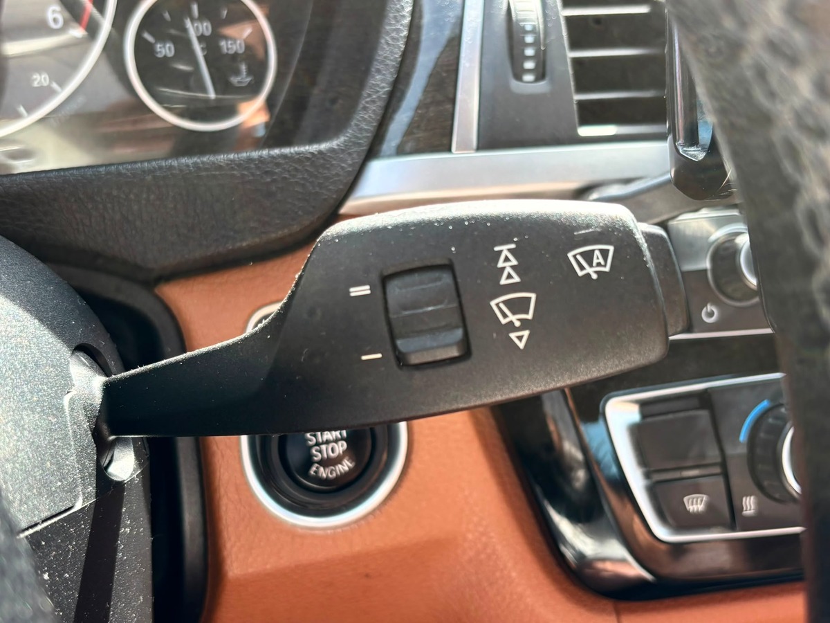 Bmw Série 3 318 d F30 150 Luxury  BVM6