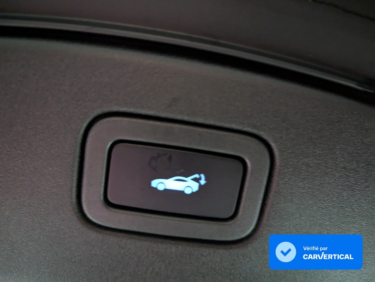 Jaguar F-TYPE R V8 5L BVA8 AWD 550 ch