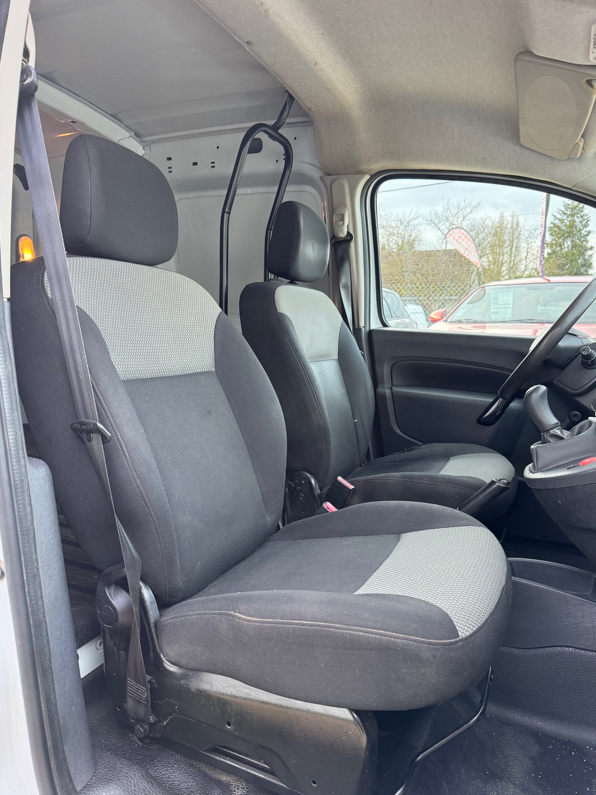 RENAULT Kangoo EXPRESS 1.5 DCI 75 CH ENERGY  GENERIQUE