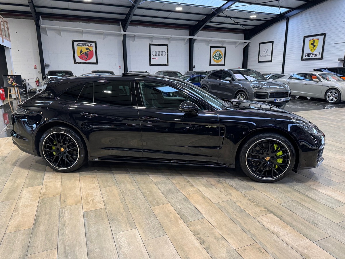 Porsche Panamera Spt Turismo 4 E-Hybrid Sport Turismo PDK  full black cp