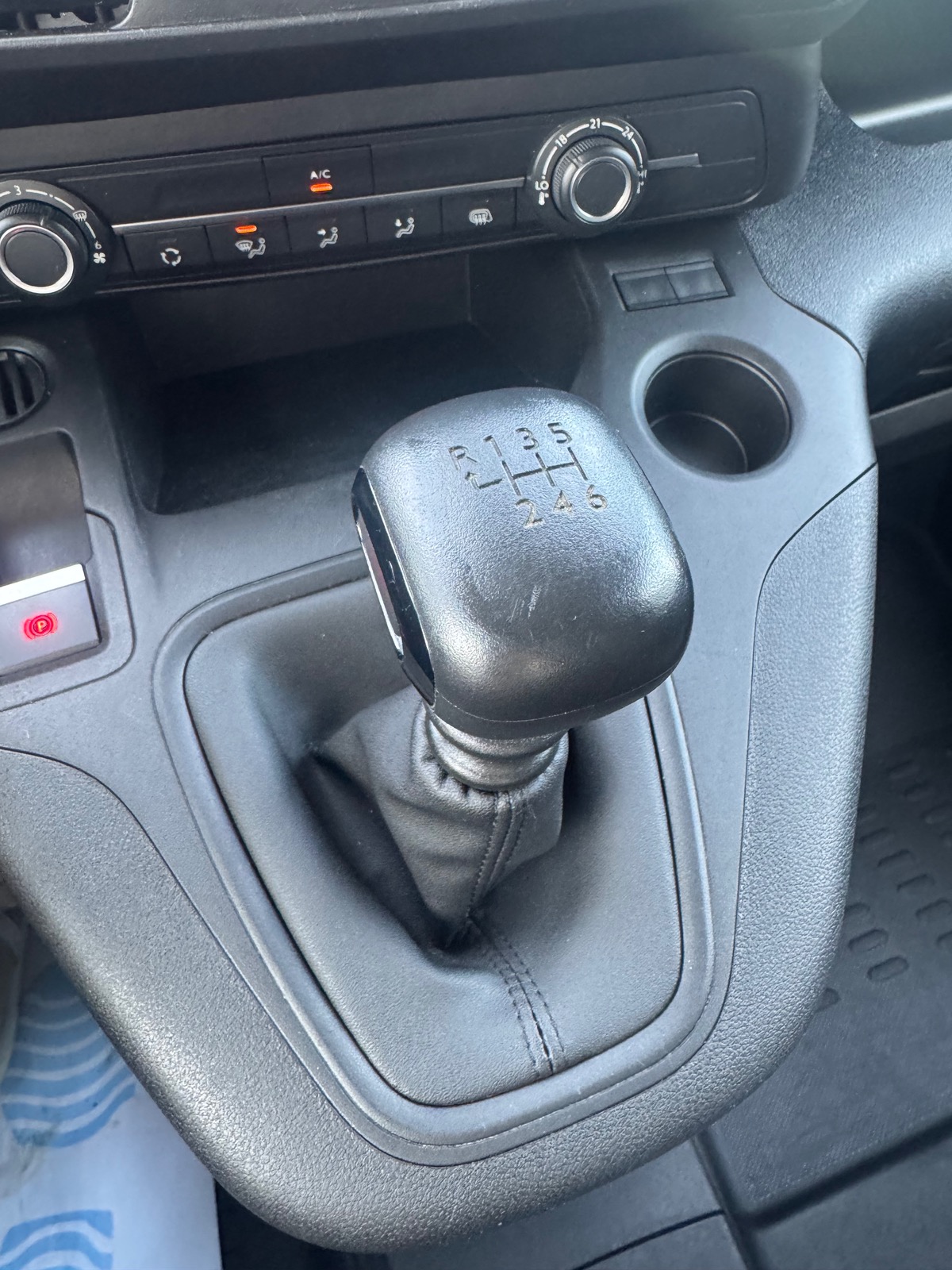 Peugeot Partner L2 LONG 1.5 BHDI 100CH PREMIUM 2 PLACES / PRIX HT