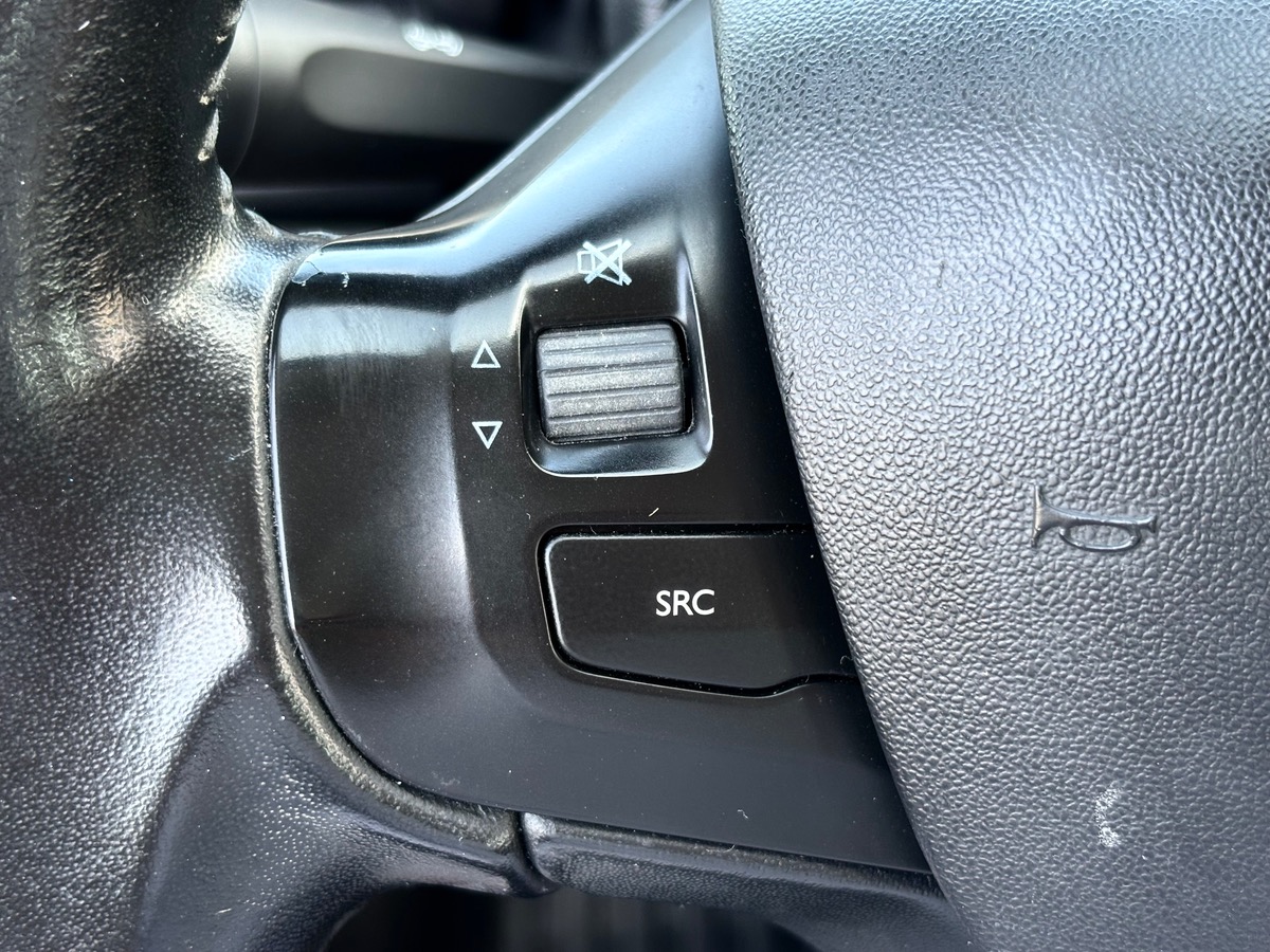 Peugeot 208 Société 1.6 hdi 75 BVM5