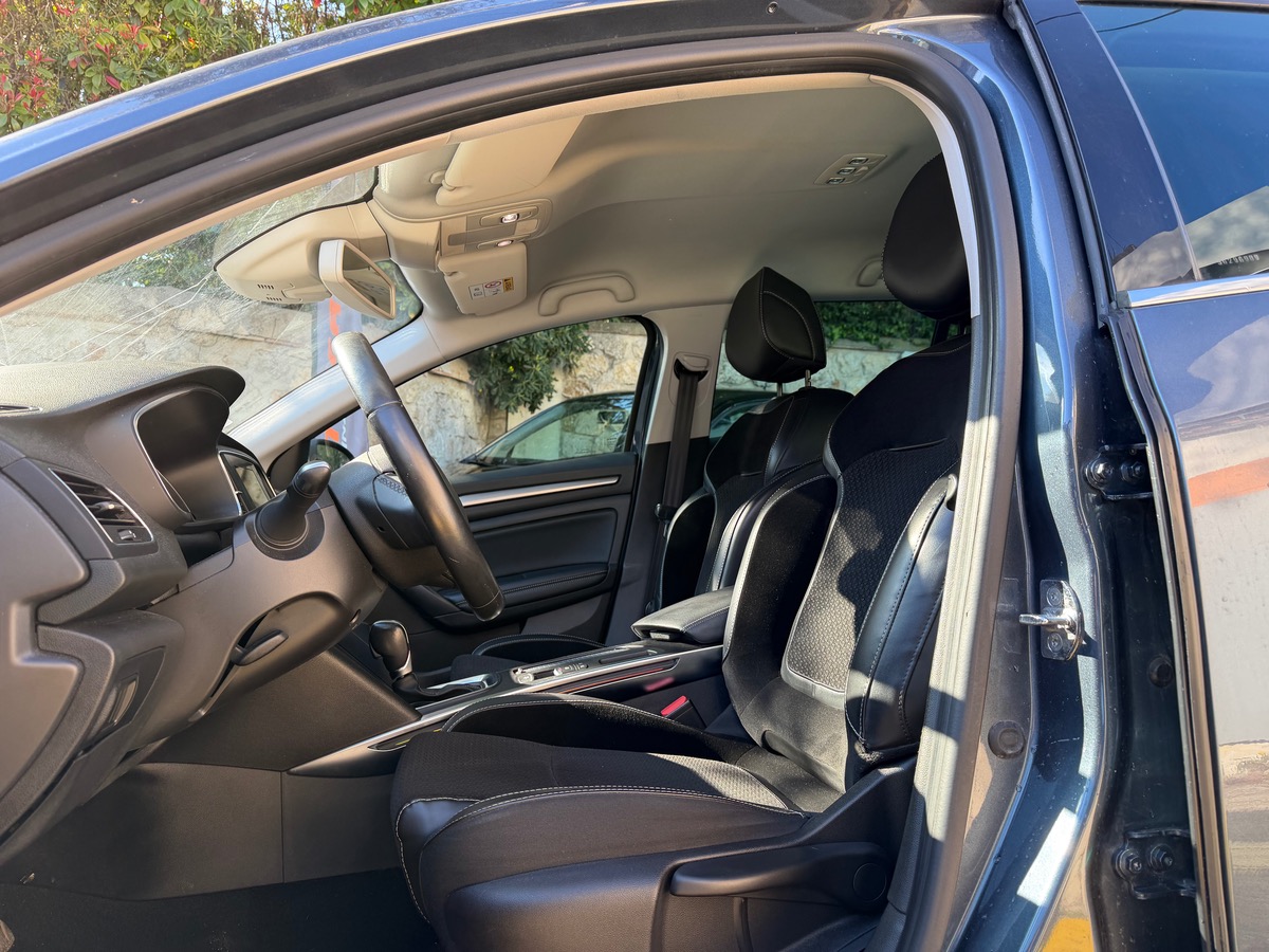 RENAULT Megane ESTATE TCE 130 CV / Intens / Grand écran / Caméra / KM Réel / Jantes