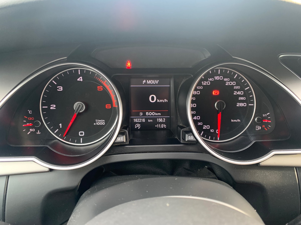 Audi A5 204 ch | S-LINE | Caméra de Recul | Intérieur Cuir | Toit Vitré | Régulateur de Vitesse