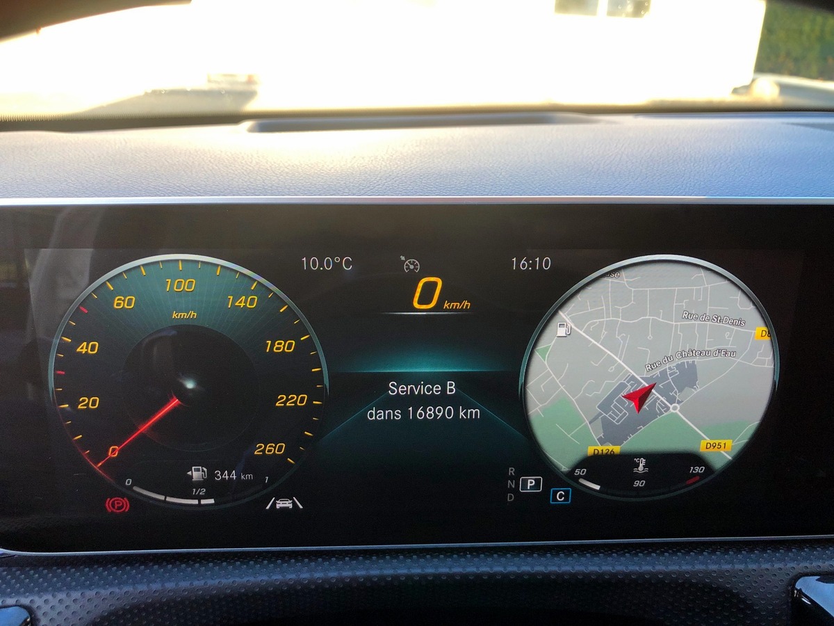 Mercedes-Benz Classe A 200 IV 163 AMG Line BVA 7G-DCT j