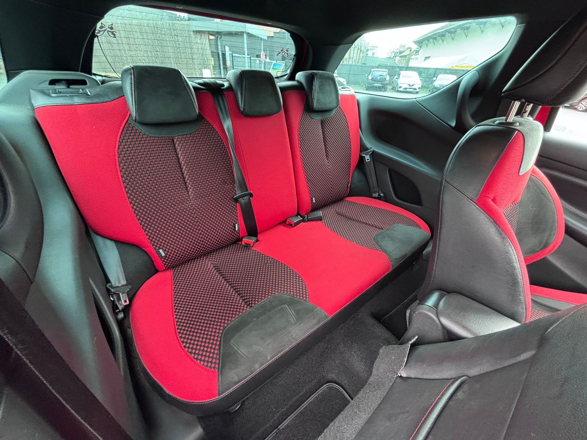 Citroën DS3 1.6 e-HDi 112 SportChic - Révisée - Garantie