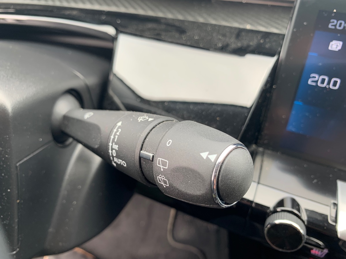 Peugeot 508 SW 130 ch | ALLURE | Caméra de recul | Mirror Screen | Système contrôle des angles morts