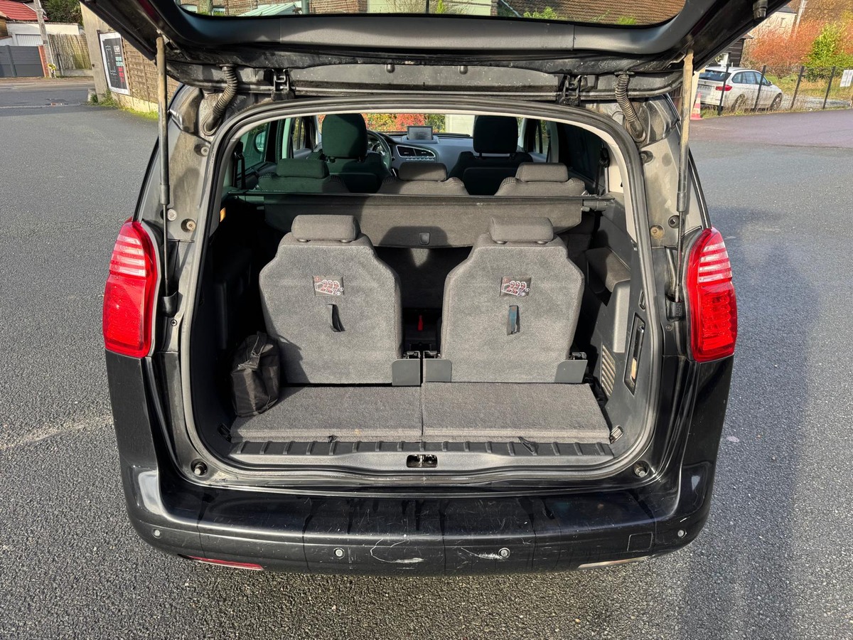 Peugeot 5008 1.6 E-HDI 115-7 Places-ALLURE-Boite Automatique-Garantie