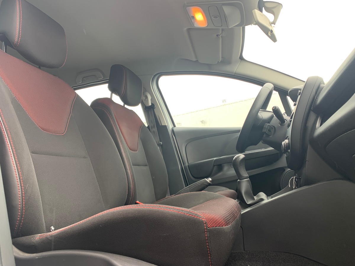 RENAULT Clio IV 75 ch | Régulateur de vitesse | Bluetooth | Kit de distribution changé chez RENAULT