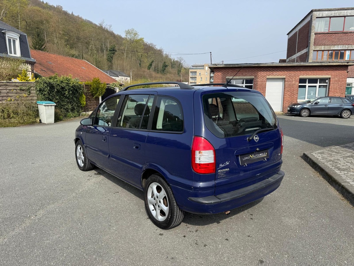 Opel Zafira 1.6 100- 7 places - Disneyland-Garantie