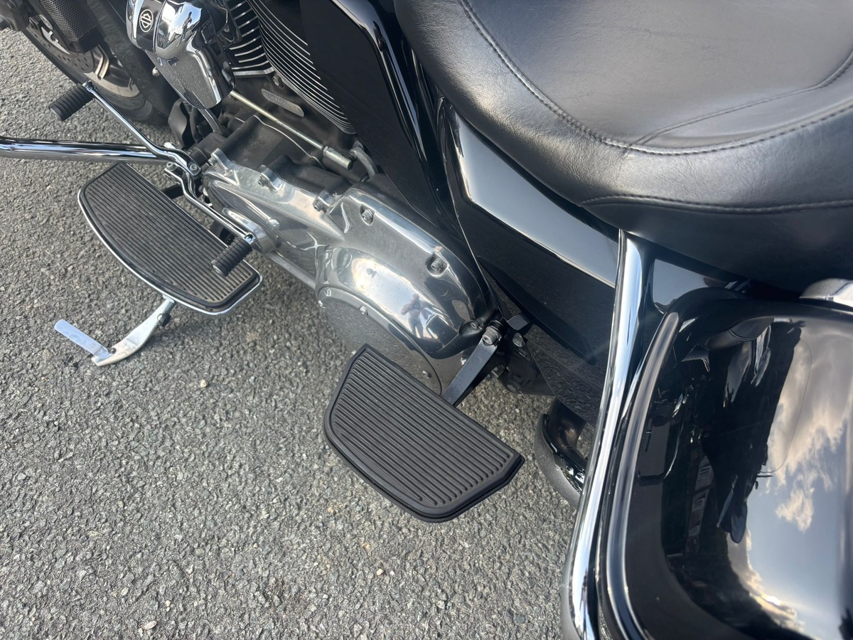 Harley Davidson Electra Glide Standard FLHT - Entretien complet HD