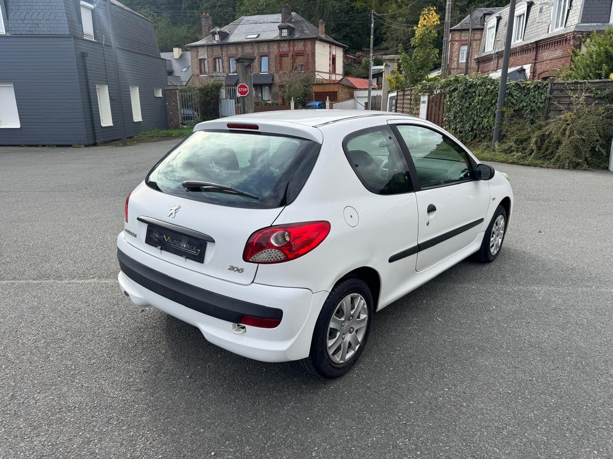 Peugeot 206 + 1.1 60 Finition Urban- Distribution neuve- Garantie