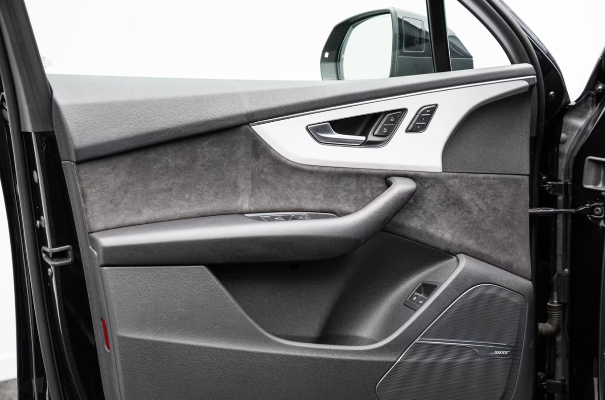 Audi Q7 60 TFSI e 456ch Competition quattro Tiptronic/Bose/Toit ouvrant/Attelage