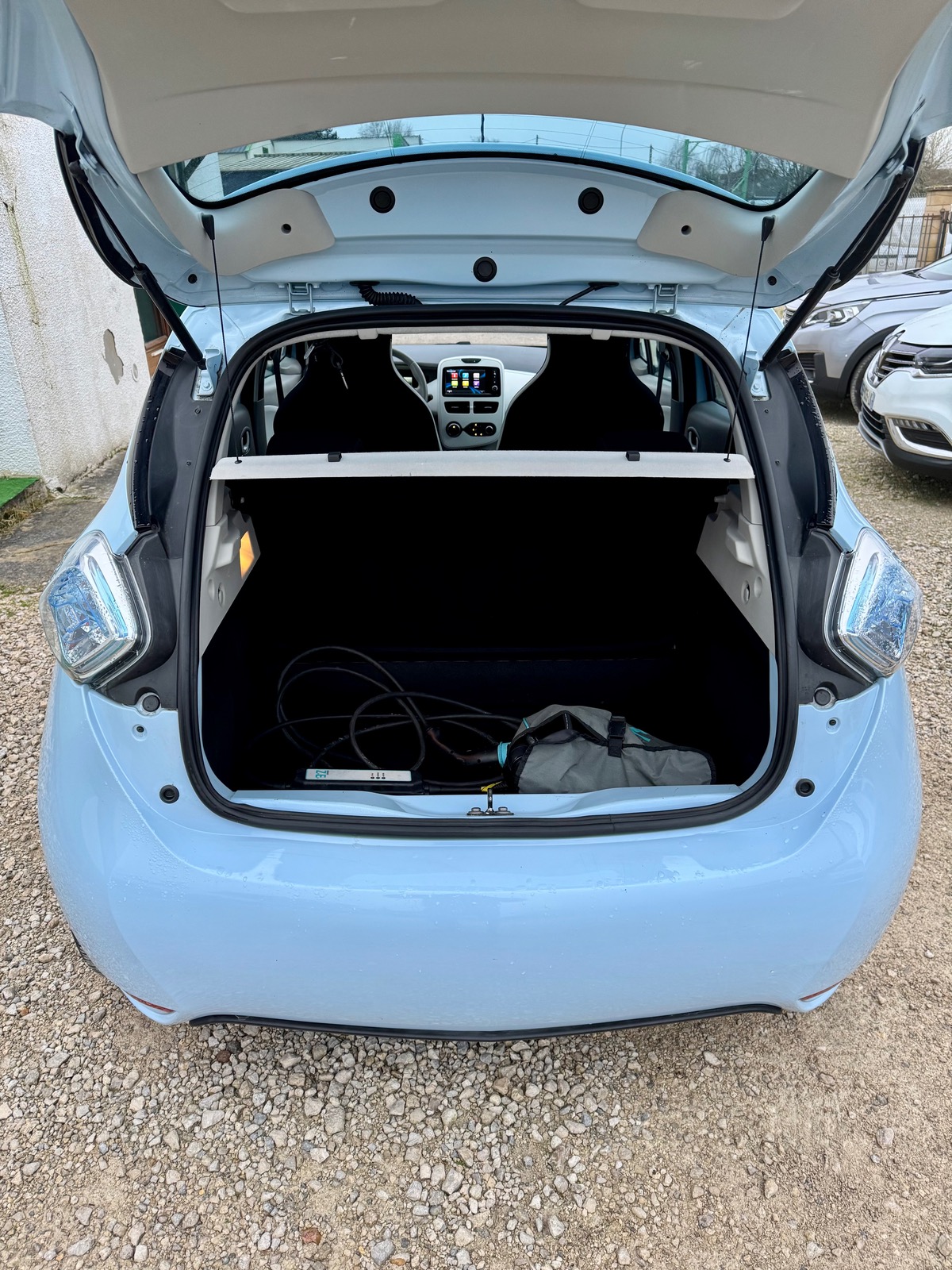 RENAULT Zoe LIFE 90 CHX ACHAT INTÉGRALE BATTERIE INCLUSE /  AUTONOMIE 135 KMS 