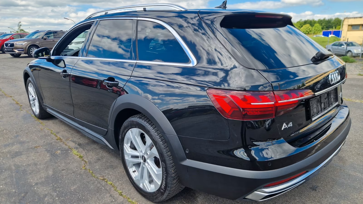 Audi A4 Allroad 40 TDI 204ch Avus quattro S tronic 7/Attelage/Caméra 360